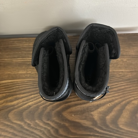 NWT Columbia Toddler Bugaboot Celsius Strap Snow Boot - Picture 5 of 8